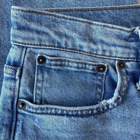 WOMEN'S J.CREW ESSENTIAL STRAIGHT LEG JEANS  #BF852 LIGHT WASH ALL-DAY STRECH - Picture 5 of 16